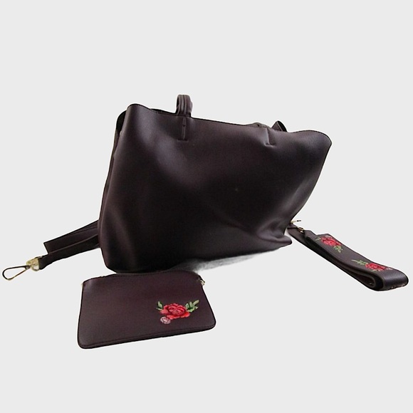 Dream Control Handbags - NWOT Dream Control bag w/ strap & change purse